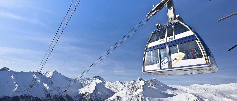 Ski-in Ski-out im Hotel im Engadin Ski-in Ski-out im Hotel im Engadin